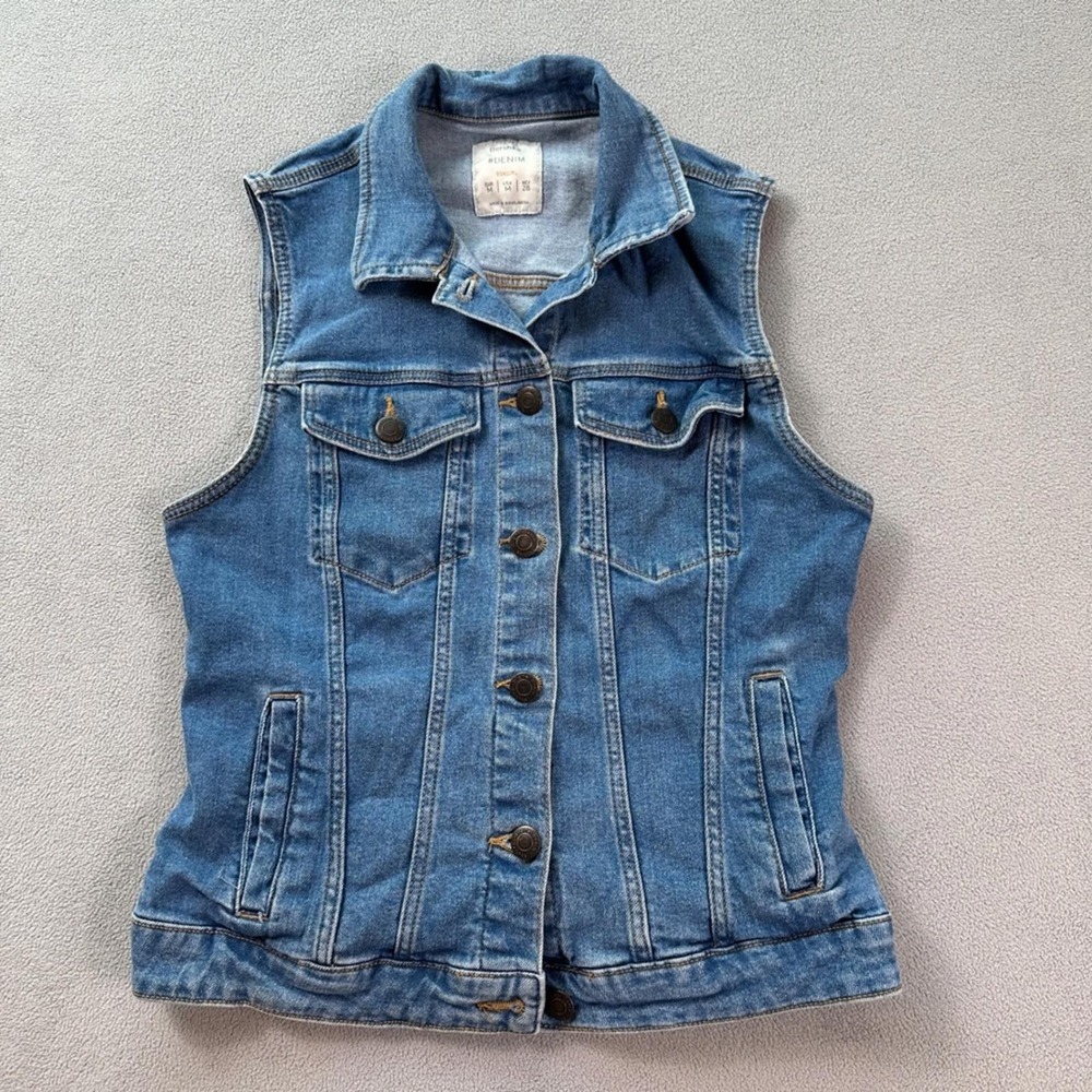 Bershka BSK Girl Blue Denim Vest Medium Wash Stretch Size M